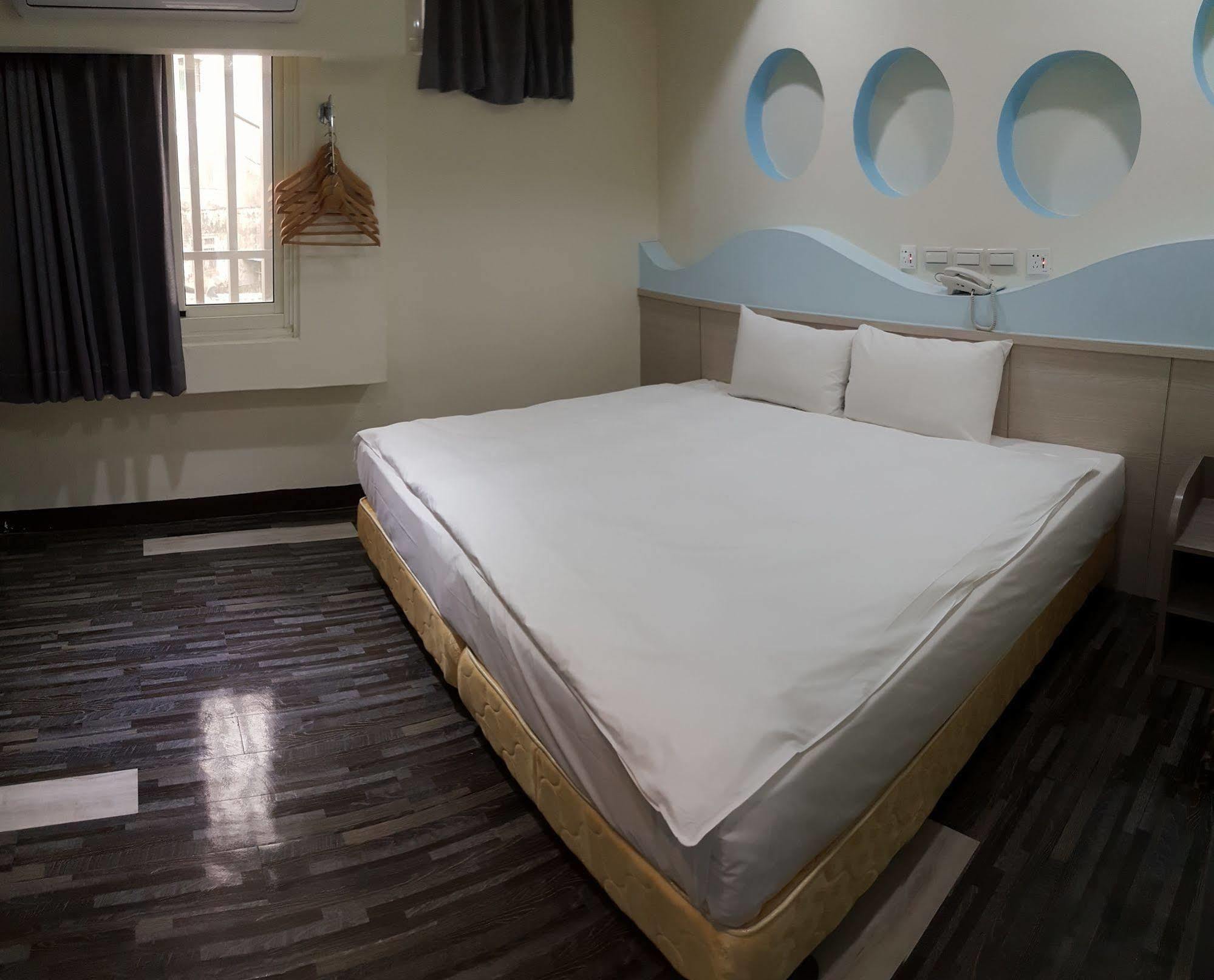 微旅時尚旅店 Hotel Douliu Luaran gambar