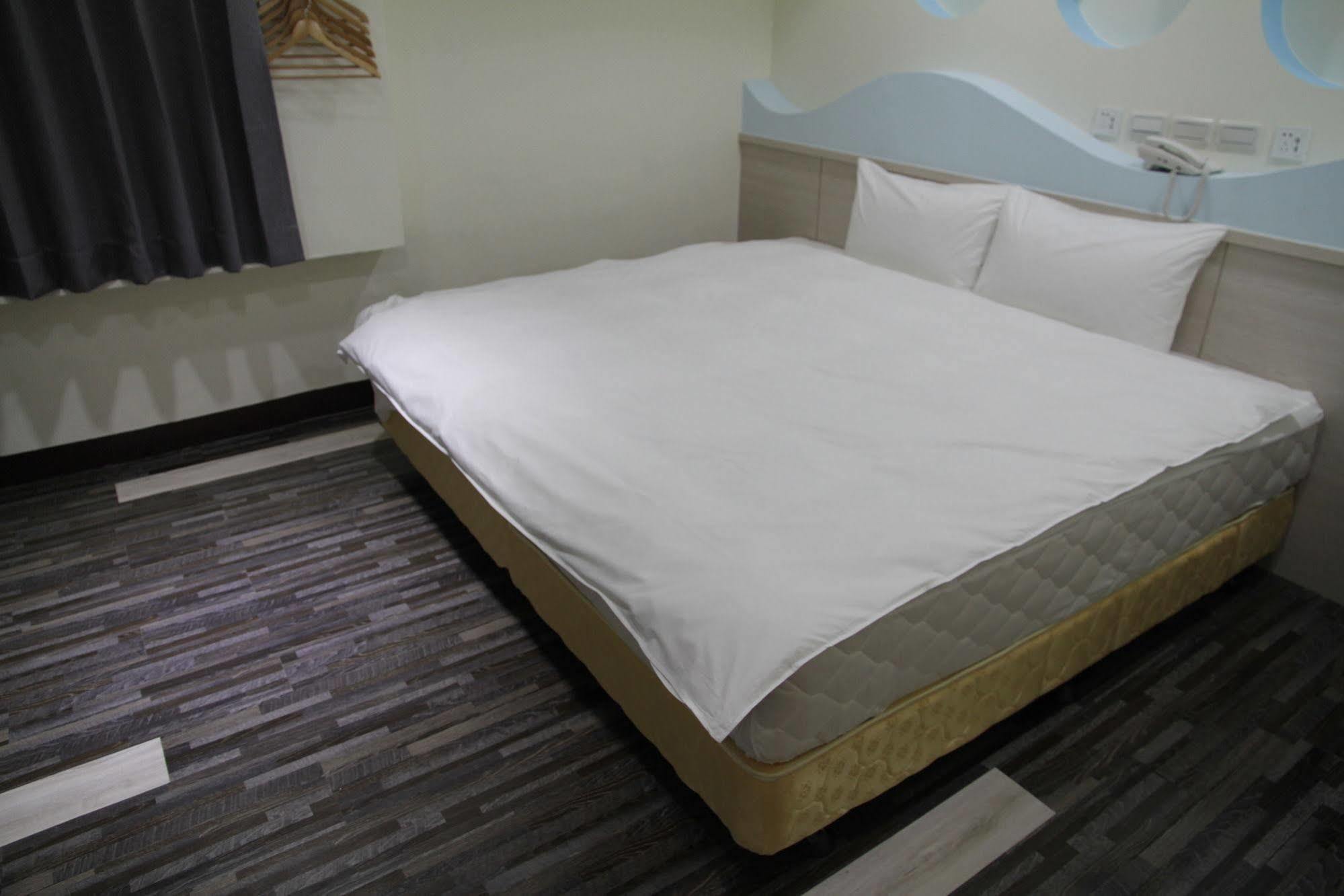 微旅時尚旅店 Hotel Douliu Luaran gambar
